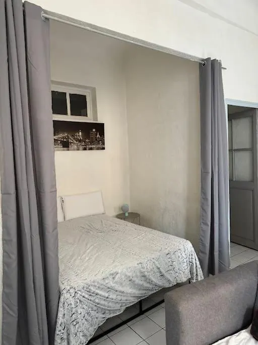 Apartment Le Tanneur- Grand Studio 38M2 En Centre-Ville Aix-en-Provence France